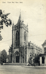 15794 Gezicht op de toren en de rechtergevel (ged.) van de Nederlands-hervormde kerk (1e Dorpsstraat 1) te Zeist uit ...